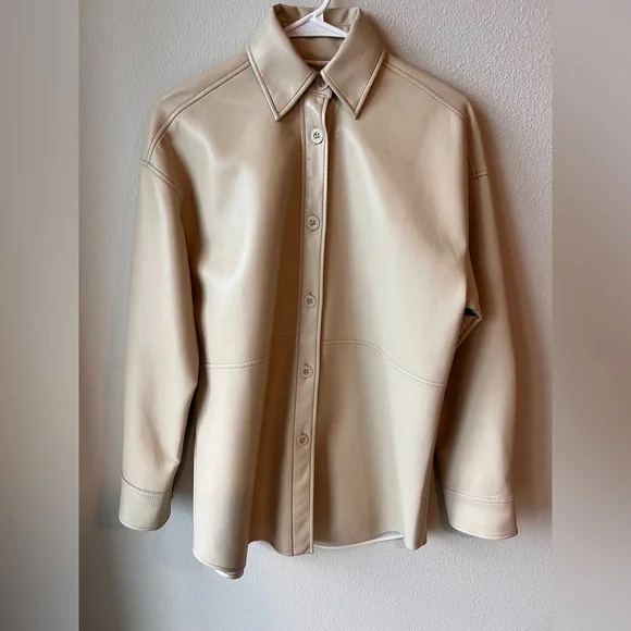 Aritzia Babaton Cream Pelli Shirt Jacket. Women’s Size XS - Picture 3 of 6